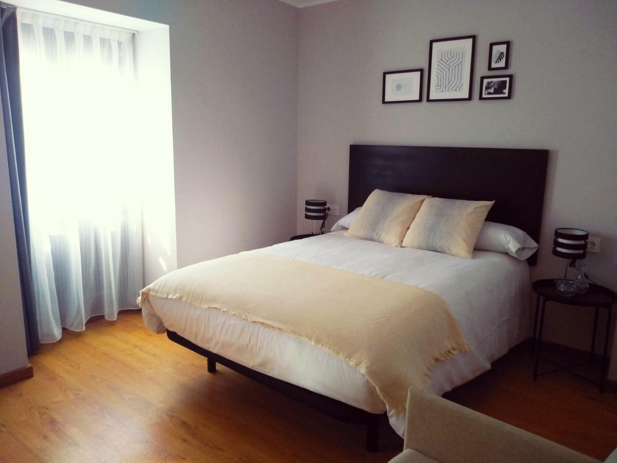 Apartamentos Prestin Onís Exteriör bild