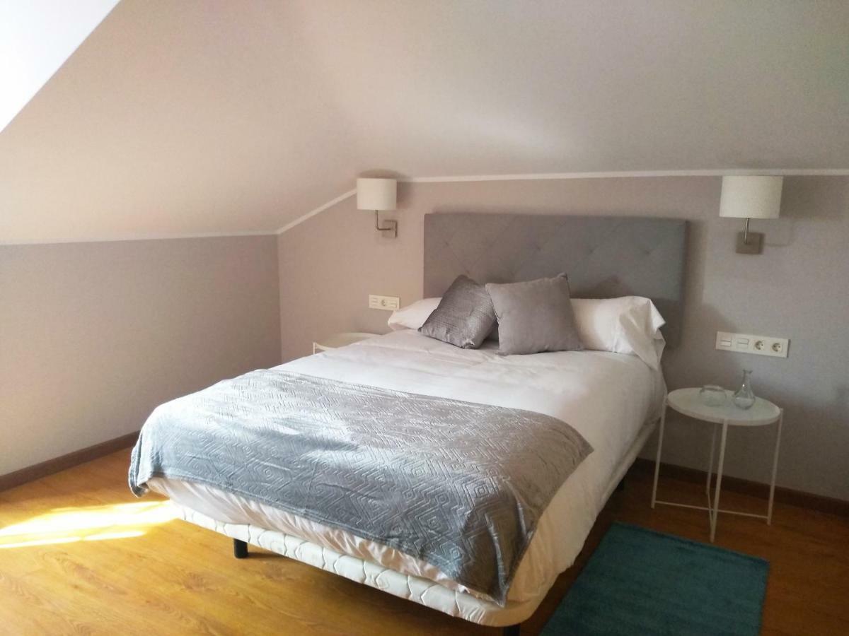 Apartamentos Prestin Onís Exteriör bild