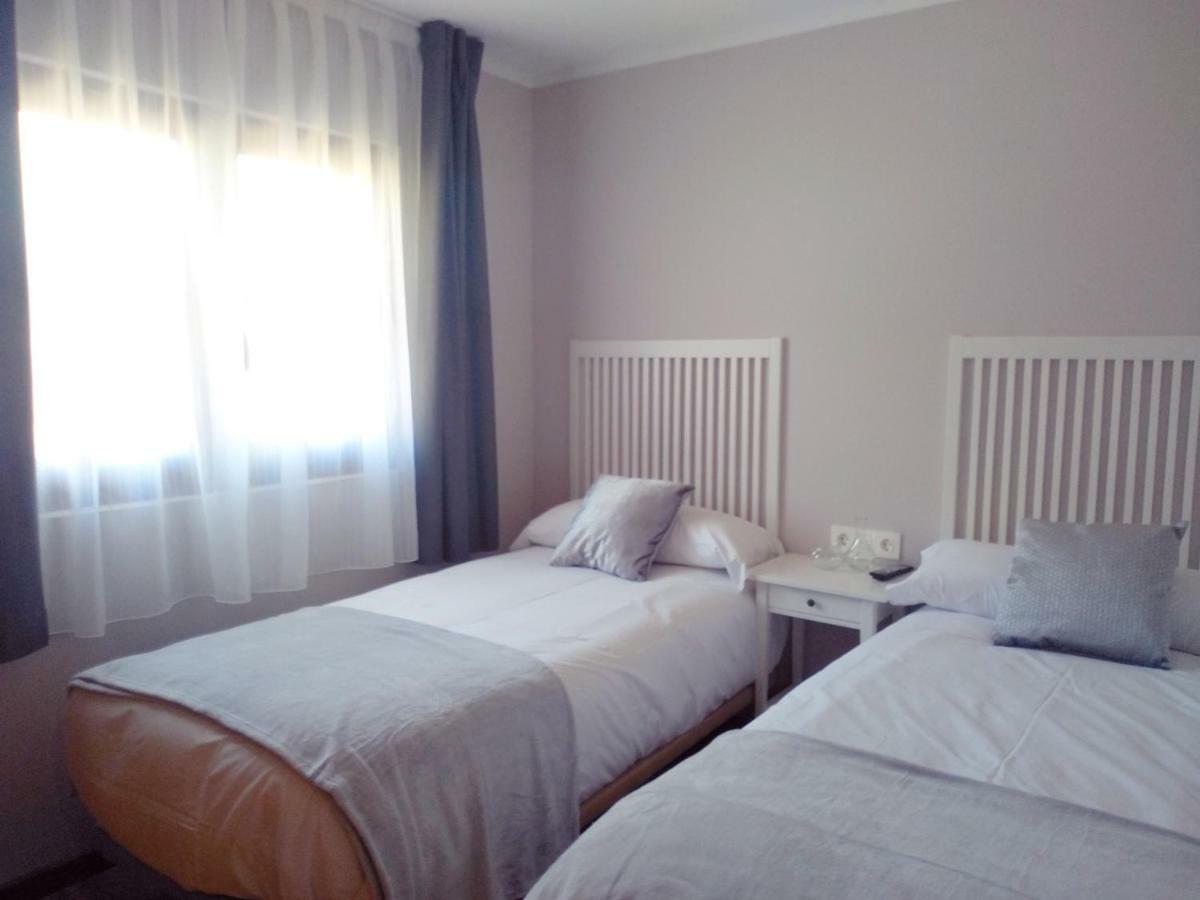 Apartamentos Prestin Onís Exteriör bild