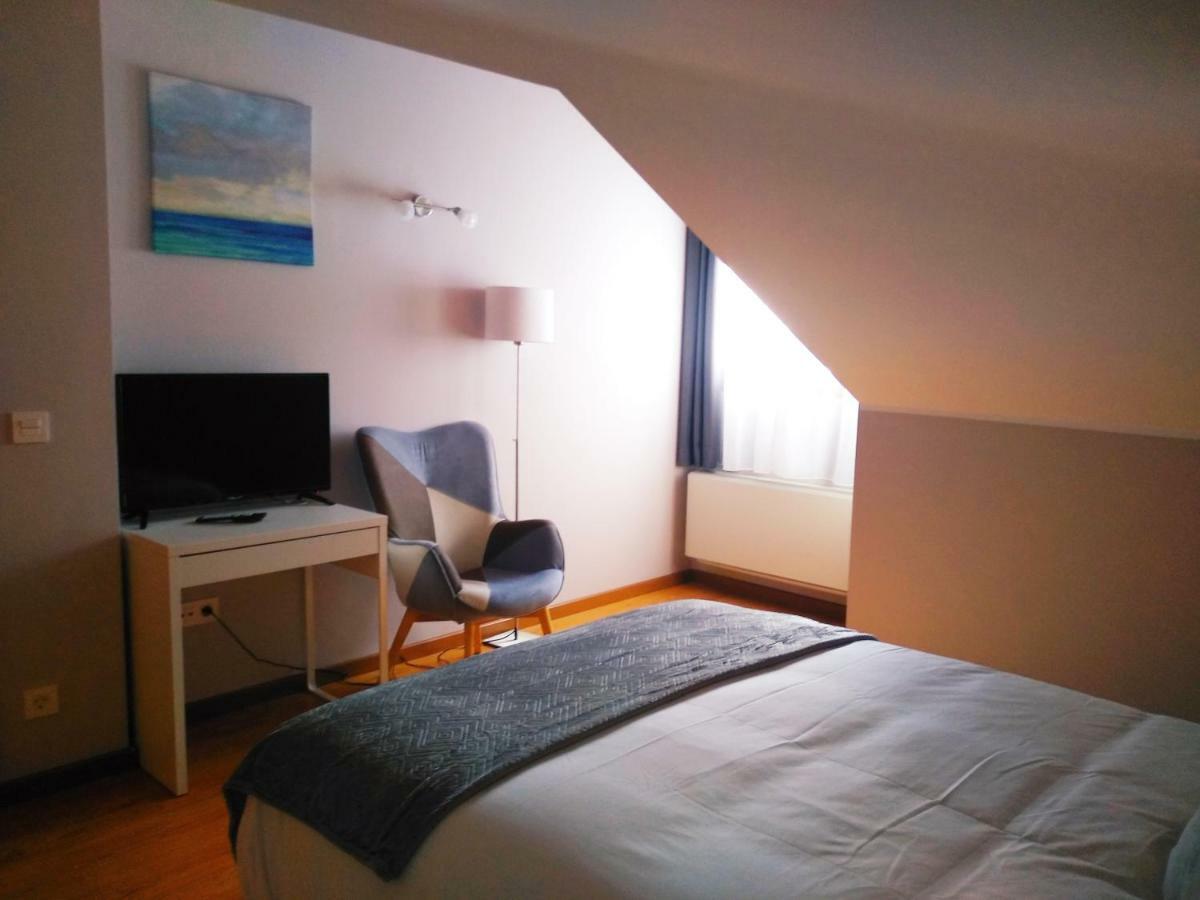 Apartamentos Prestin Onís Exteriör bild